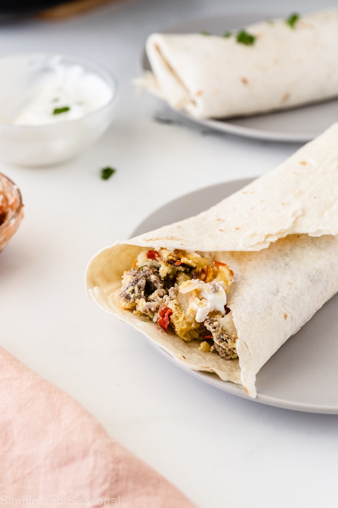 Slow Cooker Breakfast Burritos - Pretty Providence