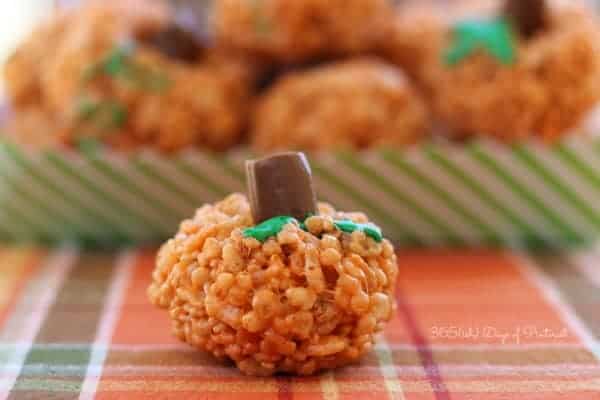 rice krispie pumpkin