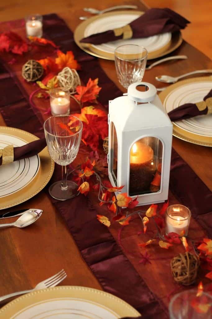 Thanksgiving Tablescape - Simple and Seasonal