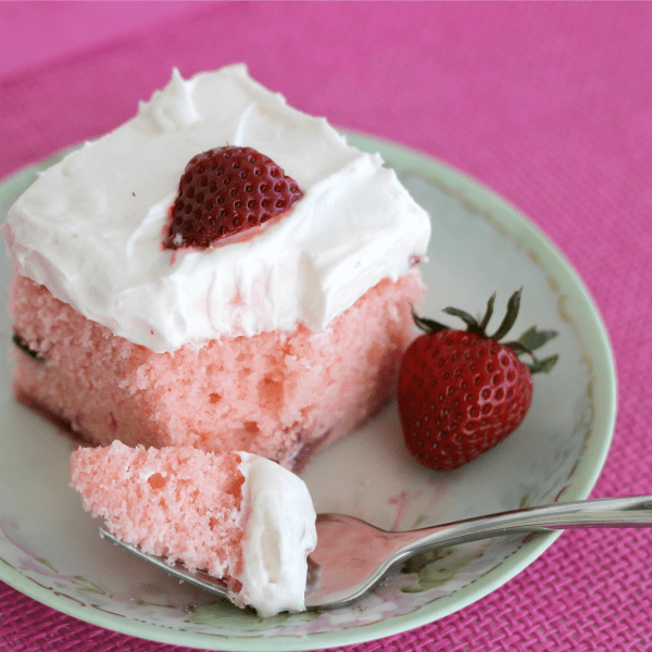 strawberry cake with lemon cream cheese frosting