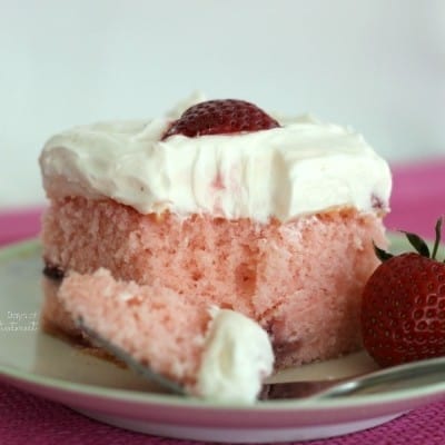 strawberry cake with lemon cream cheese frosting