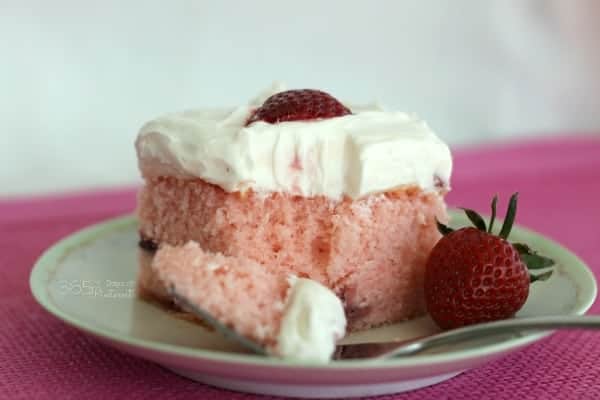 strawberry cake with lemon cream cheese frosting