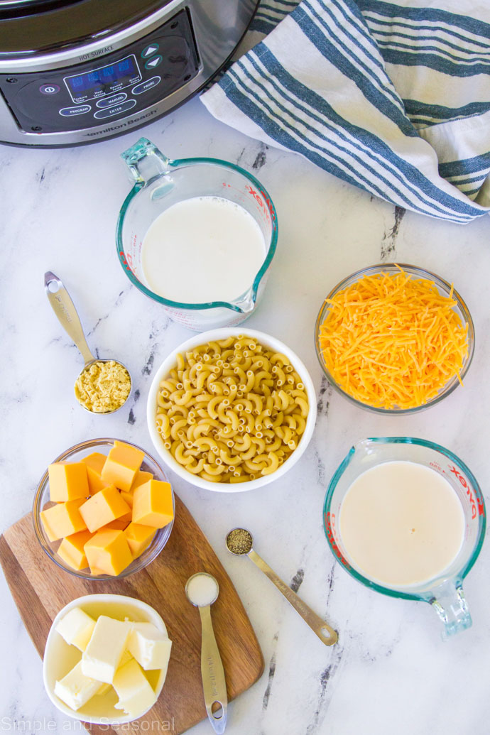 ingredients for slow cooker macaroni and cheese