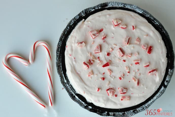 frozen-peppermint-cheesecake-heart