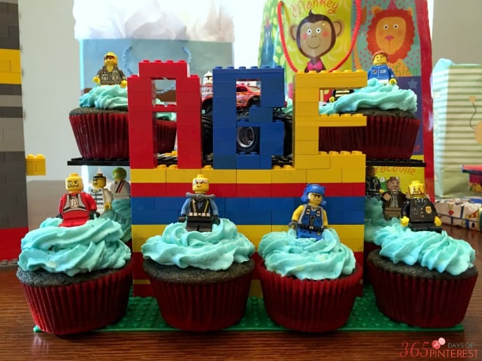 Lego Cupcake display