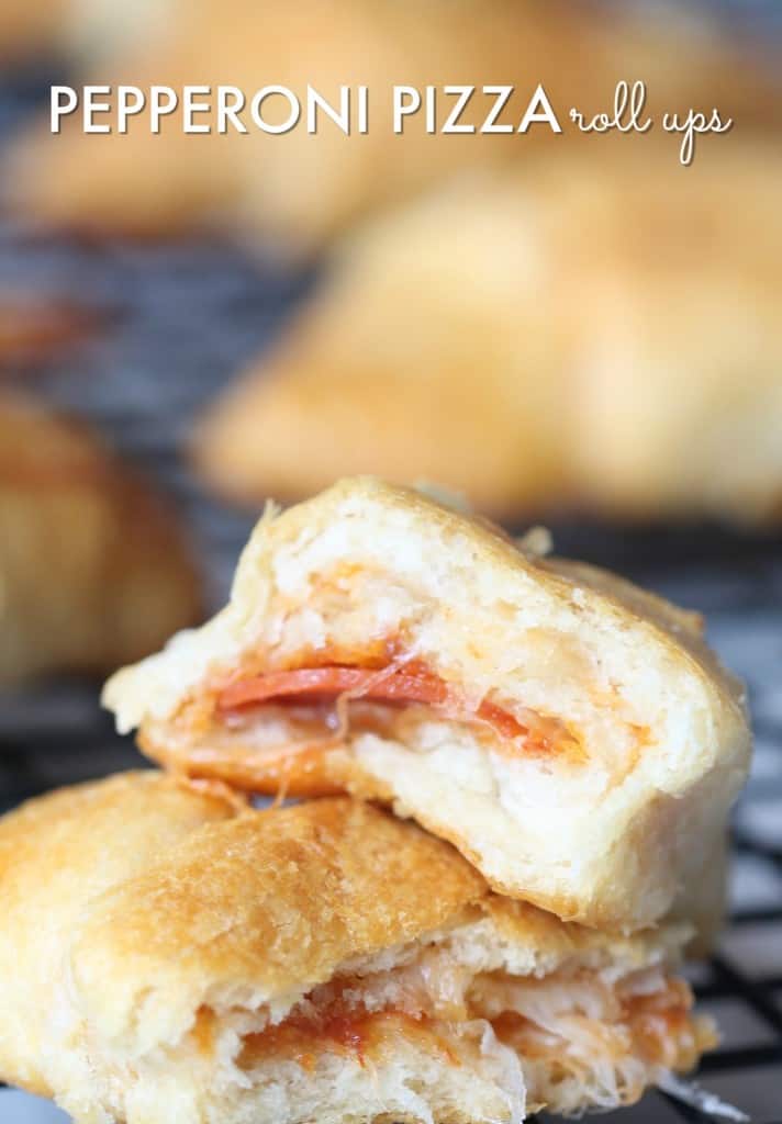 pepperoni-pizza-roll-ups-2-712x1024