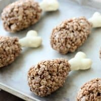 A fun twist on the classic Rice Krispies treat, these Turkey Leg Treats are a fun Thanksgiving dessert for kids and adults alike!