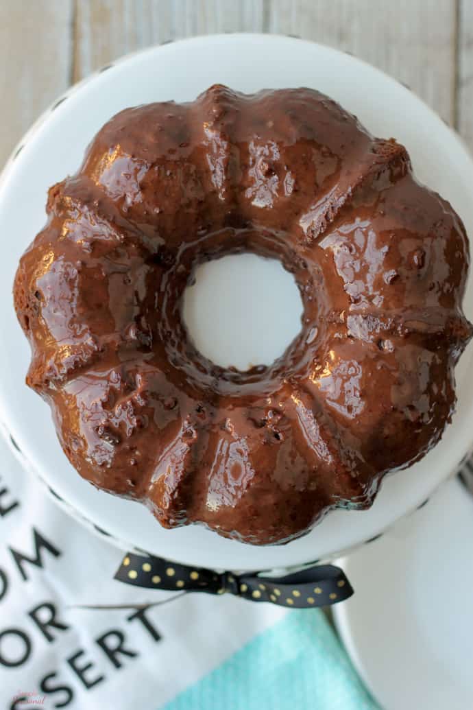 Pressure cooking will never replace baking, but with recipes like this Crockpot Express Triple Chocolate Cake, it can certainly come in as a close second! Fudgy cake, chunky chocolate chips and creamy ganache make this a chocolate lover's dream come true!