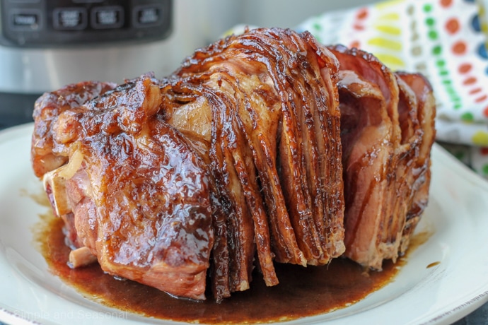 https://simpleandseasonal.com/wp-content/uploads/2019/04/crockpot-express-ham-3.jpg