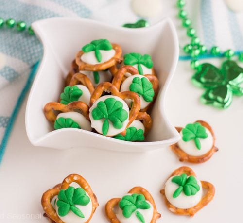 Cookin' Cowgirl: Dark Chocolate Mint Pretzel Kisses for St. Patrick's Day