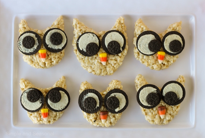 platter of 6 rice krispie treat owls