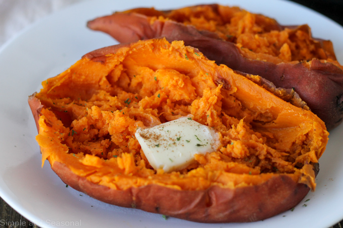 Crockpot Sweet Potatoes {So Easy!} –